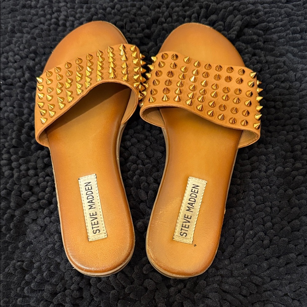 Steve Madden Orange Studded Sandals - Picture 2 of 2